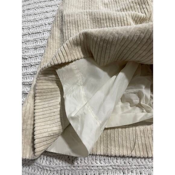 VTG A-line Wide Wale Corduroy Skirt Front Pleat Knee Length Womens Size XS Beige - Picture 6 of 9